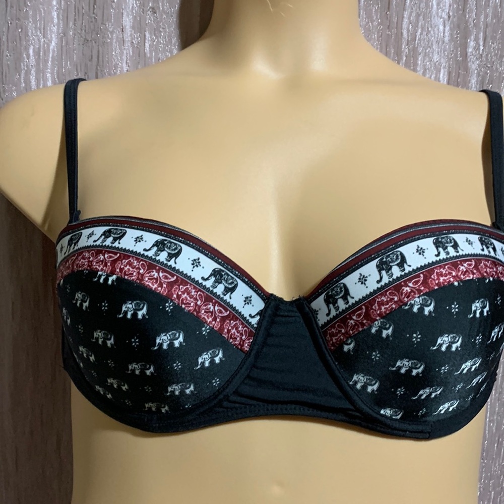 Skinny Dip Swim Top Bra Black White Red Elephant Paisley Print Size S Swimwear